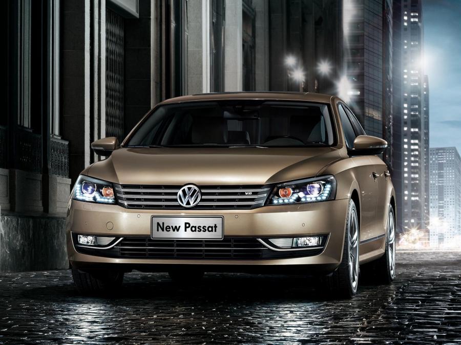  Volkswagen Passat 2011 года  (CN) (фото 20 из 22)
